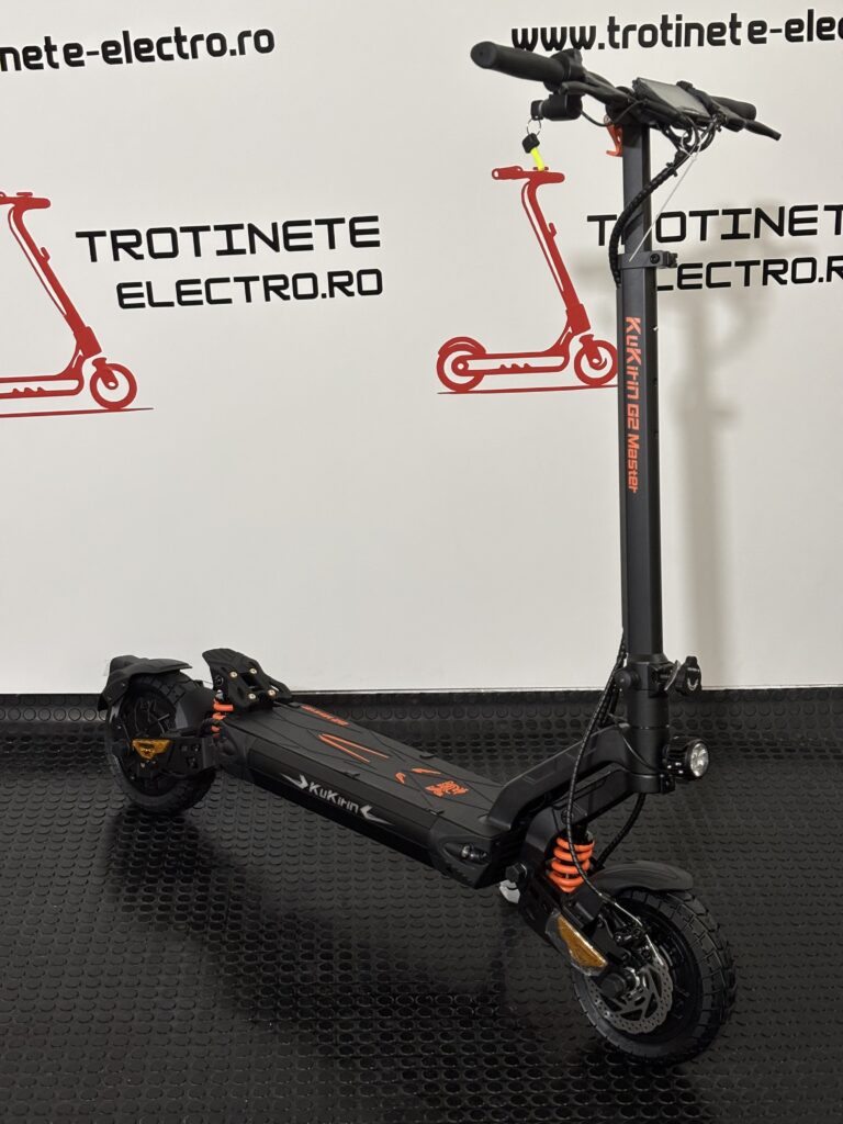 Trotineta electrica KuKirin G2 master cu cheie(2026), 2 motoare 2*1000W, viteza 70km, Baterie 52V 20, 8 A.