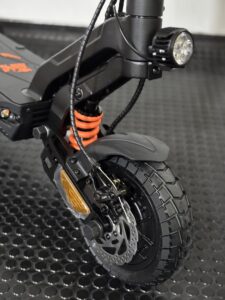 Trotineta electrica KuKirin G2 master cu cheie(2026), 2 motoare 2*1000W, viteza 70km, Baterie 52V 20, 8 A.