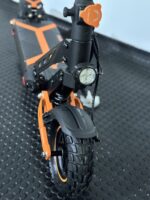 Trotinetă electrică KuKirin G2 MAX cu cheie Anvelope off-road pneumatice de 10*2.75 inch, Motor fără perii de 1000W, Viteză maximă 55 km/h, Acumulator 48V 20Ah, Autonomie 80 km