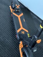 Trotinetă electrică KuKirin G2 MAX cu cheie Anvelope off-road pneumatice de 10*2.75 inch, Motor fără perii de 1000W, Viteză maximă 55 km/h, Acumulator 48V 20Ah, Autonomie 80 km