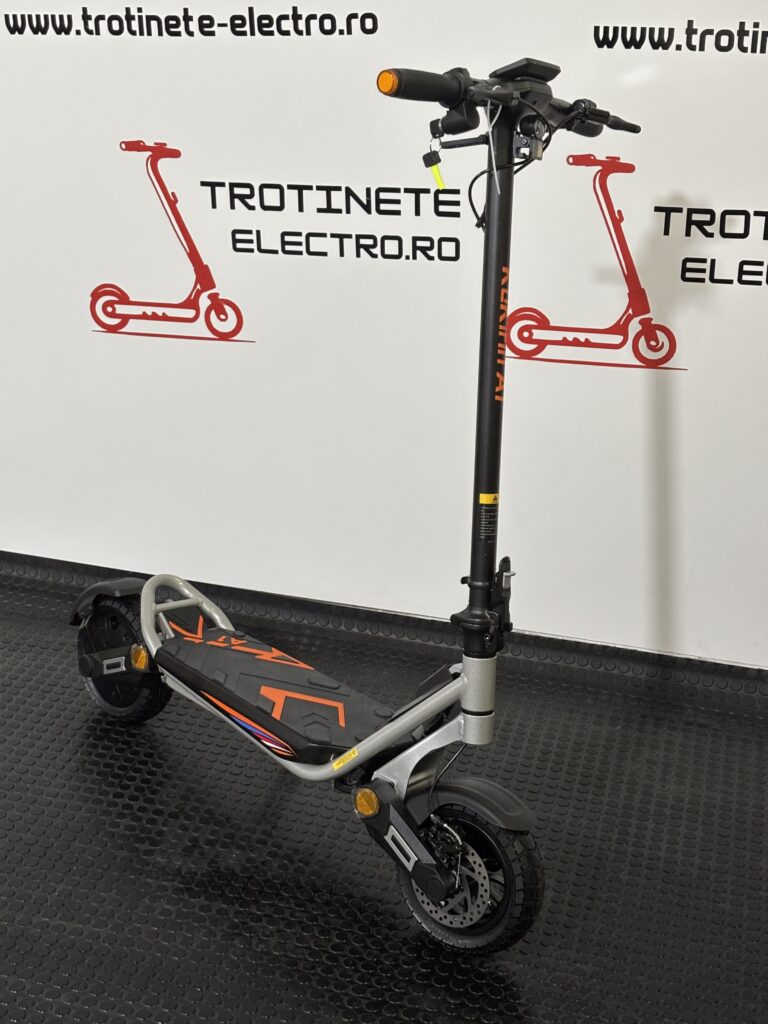 Trotinetă electrică KuKirin G2 MAX cu cheie Anvelope off-road pneumatice de 10*2.75 inch, Motor fără perii de 1000W, Viteză maximă 55 km/h, Acumulator 48V 20Ah, Autonomie 80 km