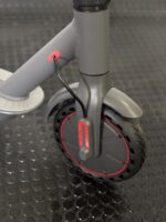 Trotinetă electrică KuKirin G2 MAX cu cheie Anvelope off-road pneumatice de 10*2.75 inch, Motor fără perii de 1000W, Viteză maximă 55 km/h, Acumulator 48V 20Ah, Autonomie 80 km