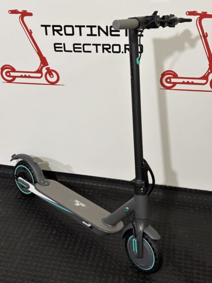 Trotinetă electrică KuKirin G2 MAX cu cheie Anvelope off-road pneumatice de 10*2.75 inch, Motor fără perii de 1000W, Viteză maximă 55 km/h, Acumulator 48V 20Ah, Autonomie 80 km - trotinete electrica