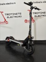 Trotineta KuKirin M4 Max (2026), 18Ah 800W, 50 Km/h, Chei 10inch Off-Road - trotinete electrica